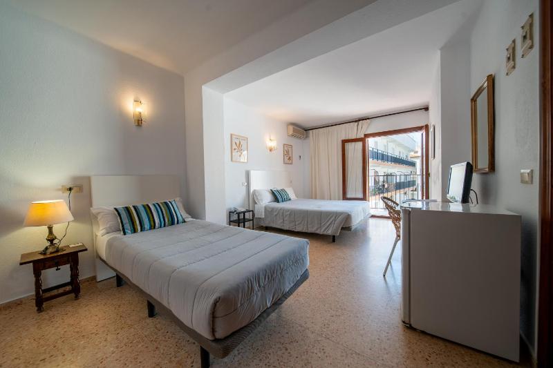Hotel Buigues - image 32