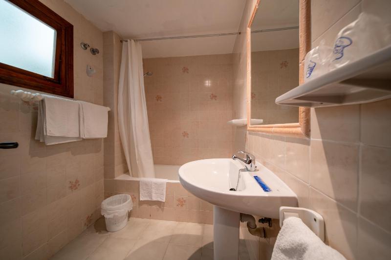 Double Interior Room image 3