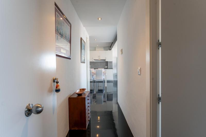 Two-Bedroom Apartment with Balcony and Sea View image 1