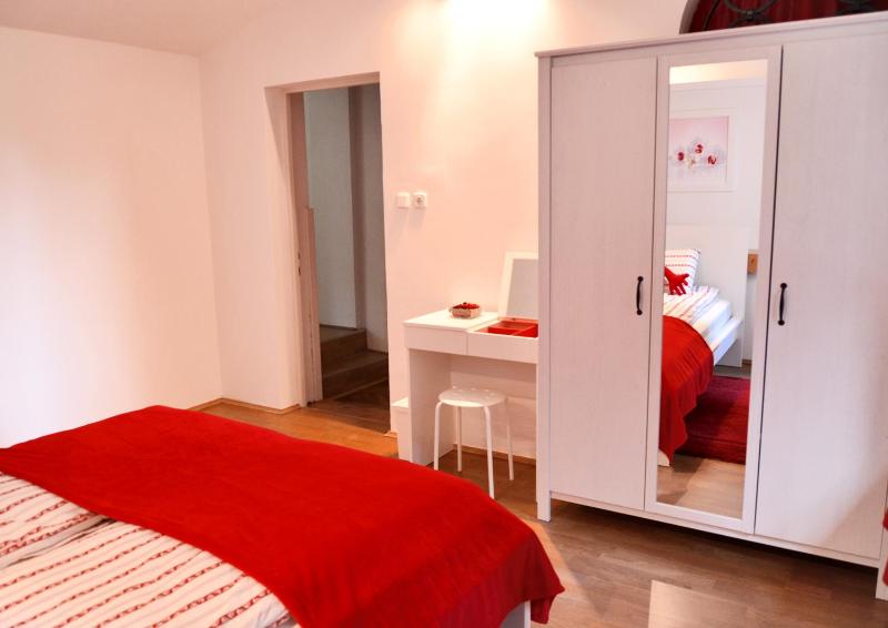 Double Room with Shared Bathroom image 4