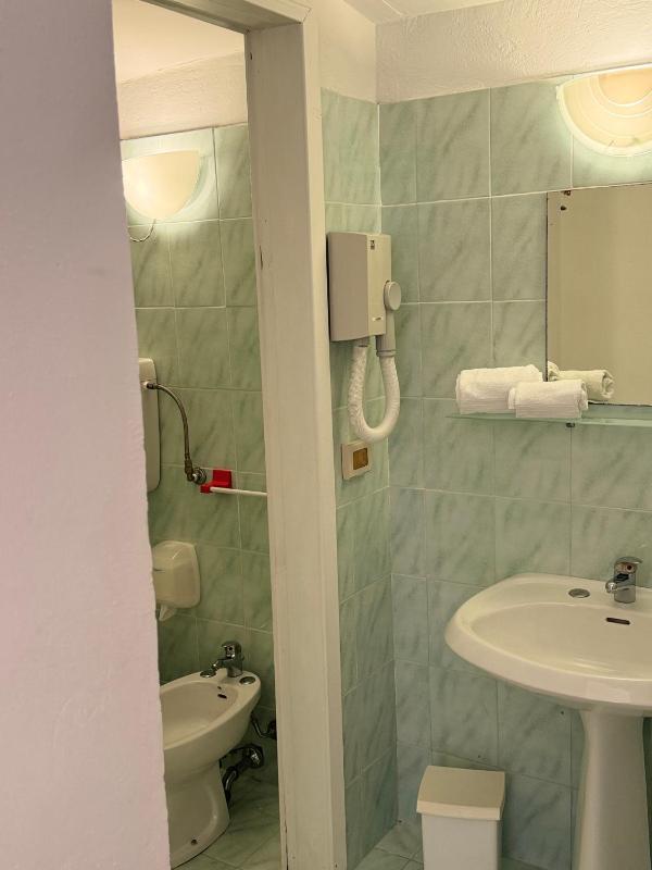 One-Bedroom Villa image 4