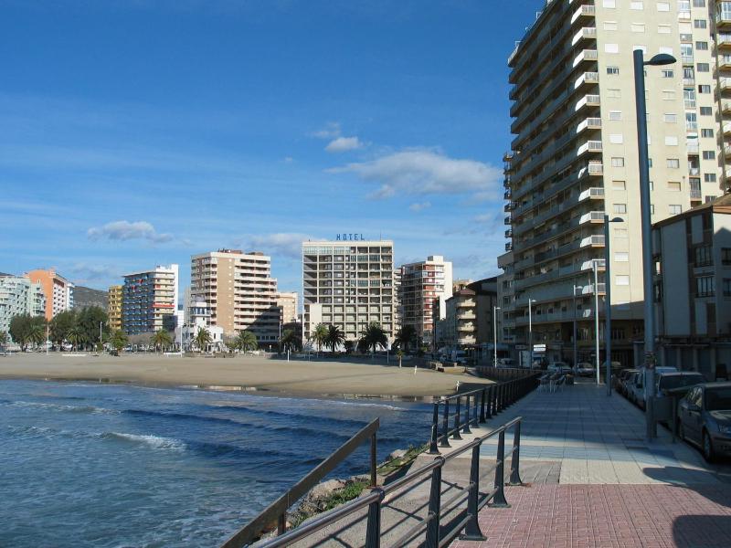 Twin Room with Sea View image 4