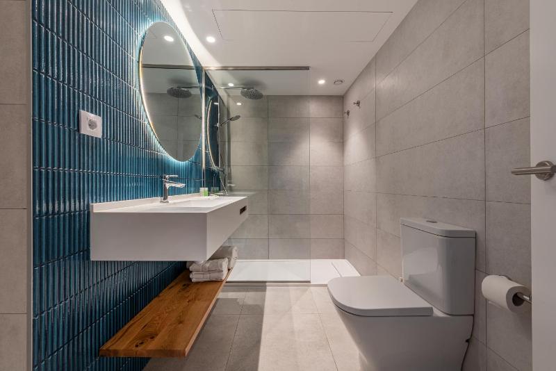One-Bedroom Apartment (2 Adults) image 1
