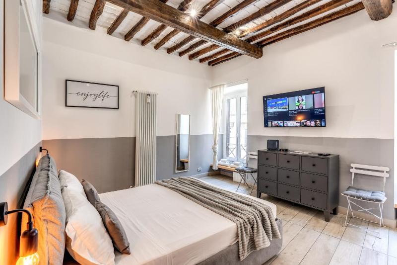 One-Bedroom House image 3