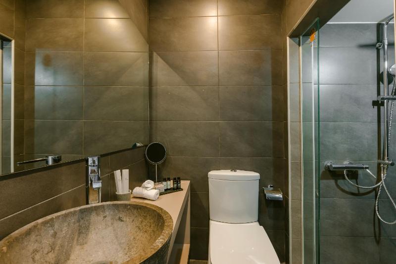 Double Room with Sea View image 4
