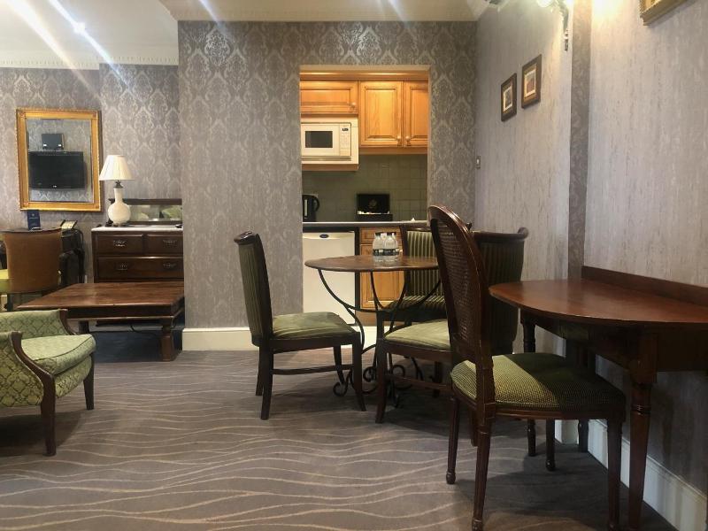 Two Bedroom Junior Suite with Kitchenette image 4