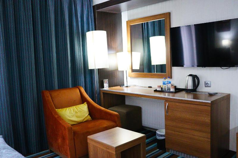 Budget Single Room image 2