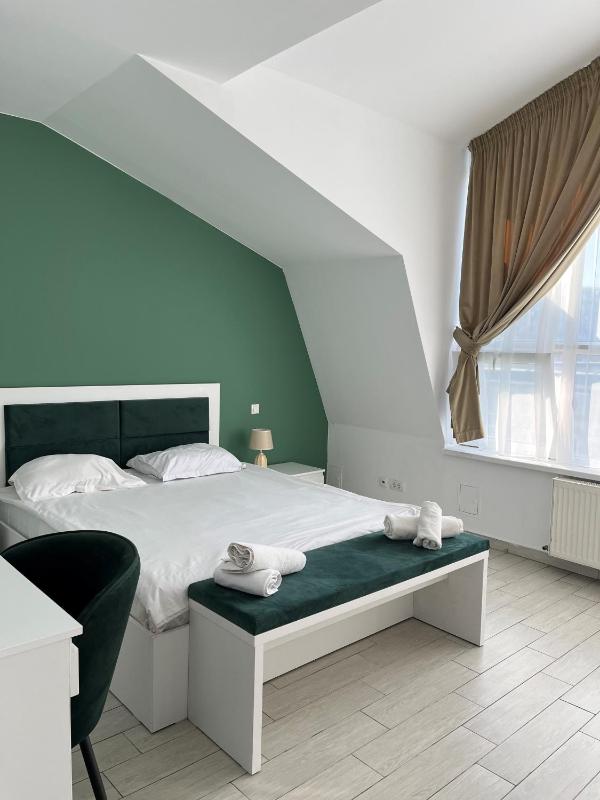 Superior Double Room image 1