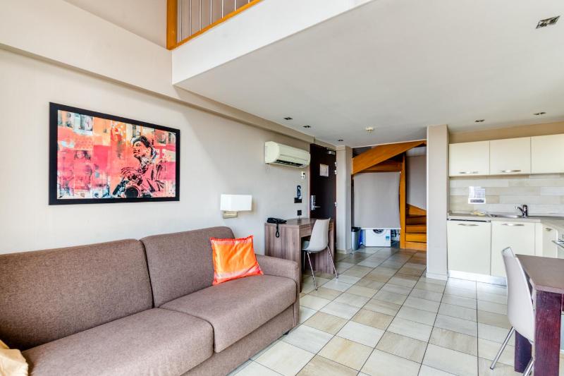 Superior Duplex Room image 2