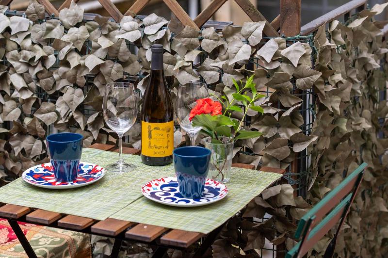 Classic Triple Room image 2