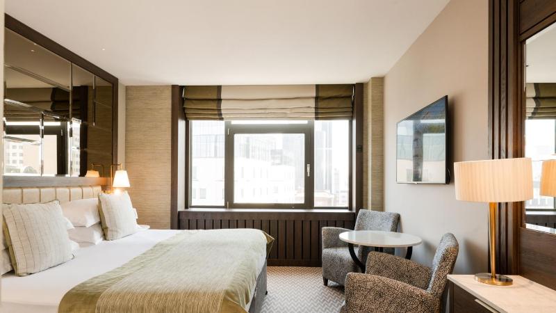 Executive Room image 1