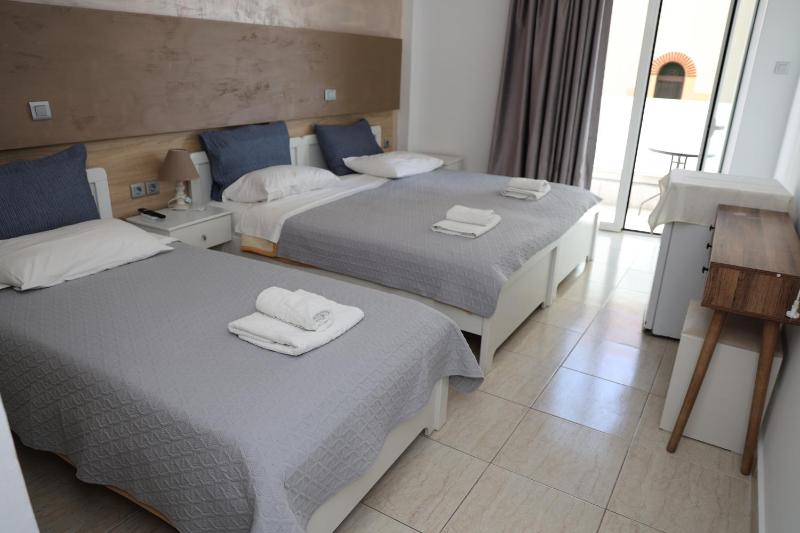 Marie Hotel - image 4