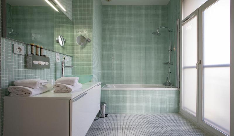 Superior Suite image 3