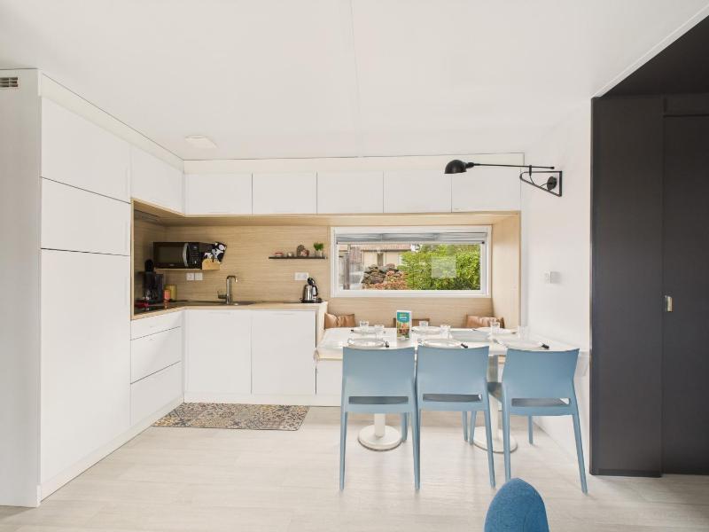 Joli chalet pour 6 résidence avec piscine - image 24