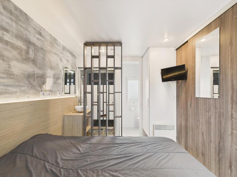 Joli chalet pour 6 résidence avec piscine - image 16