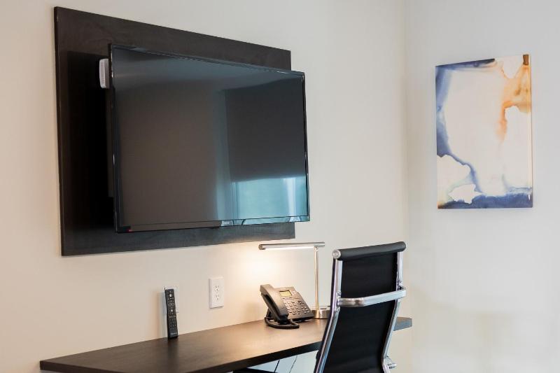 stayAPT Suites San Antonio-Lackland - image 2