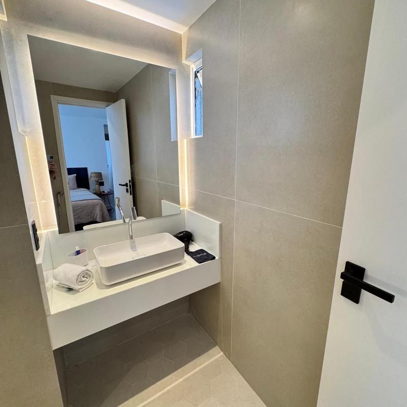 Urban - Family Luxury - image 2
