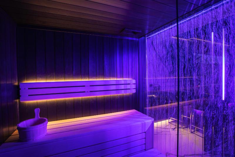 Apartamenty Sky Tower z Jakuzzi Przy Oknie by BQQK - image 34