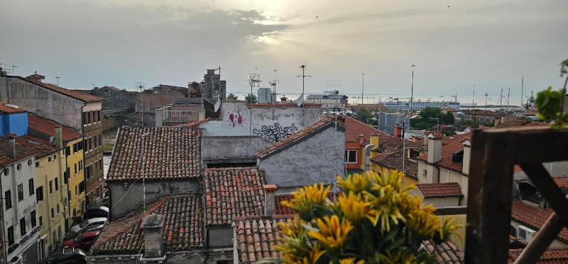 B&B Basta Bussare - image 20