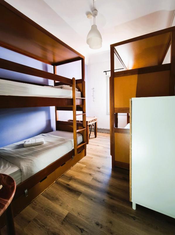 Quadruple Room image 1