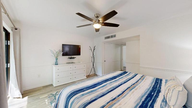 48 Hickory Cove - image 3