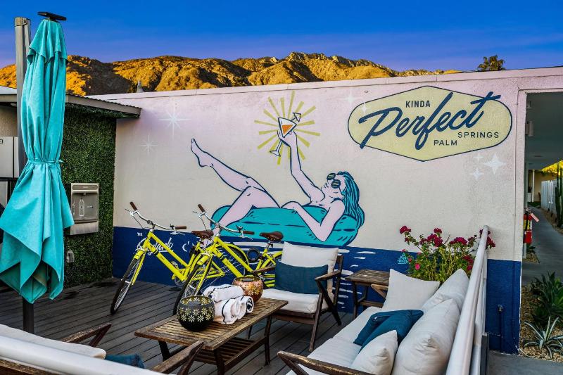 Skylark Hotel - image 13