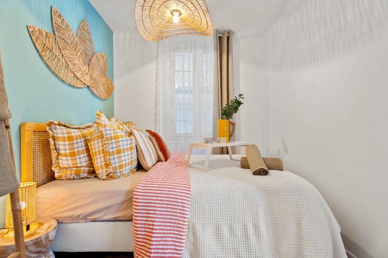 Nice Renting - CLEMENCEAU - Riviera Cocoon Calm Elegance Design - image 6