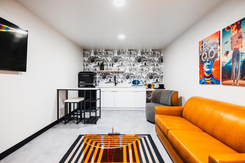 Superior King Suite - Non-Smoking image 1