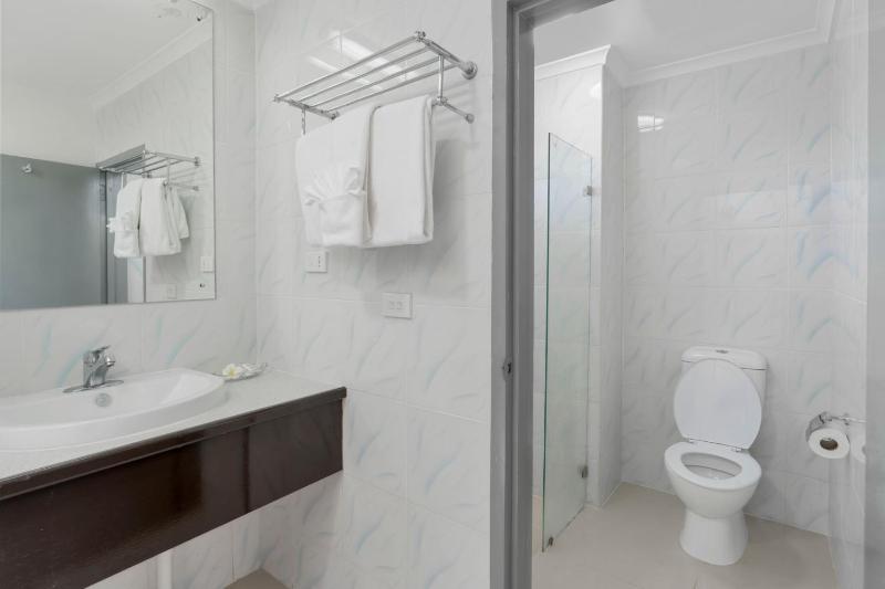 Trans International Hotel - image 7
