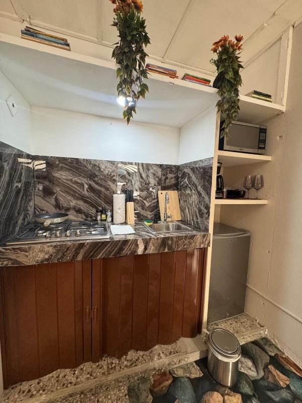 San Benito Executive Suite luxury security - image 16