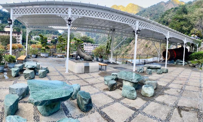 Utopia Holiday Hotel - image 23