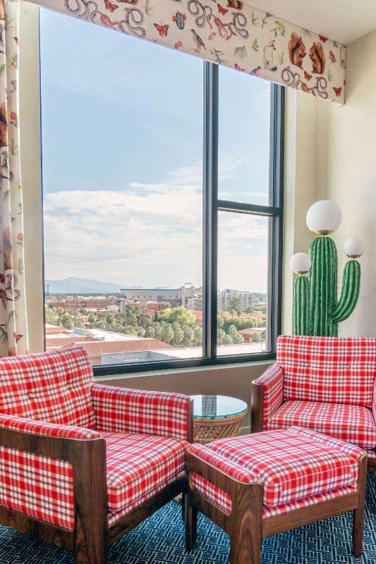 Graduate by Hilton Tucson - image 35