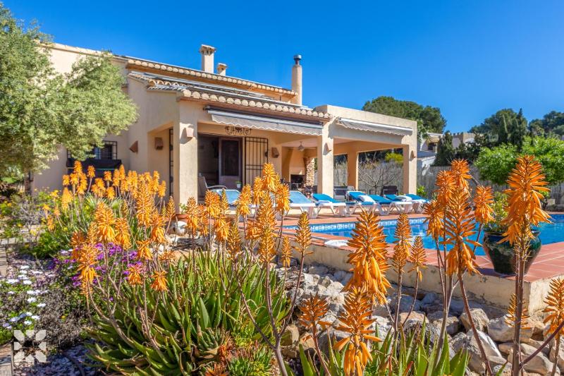 Villa Galante by Abahana Villas - image 13