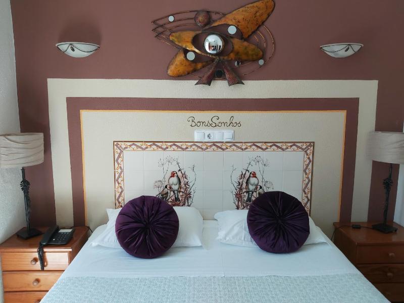 Double Room image 3