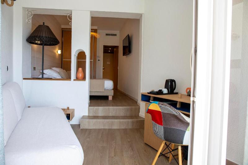 Grand Hôtel Du Lido - sur la plage d'Argèles - image 44