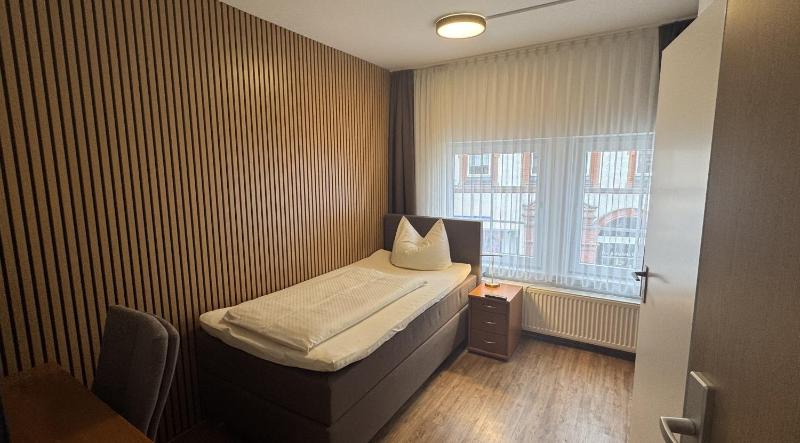 Single Room image 1