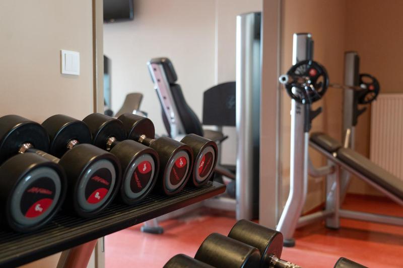 Classic Double Room image 3