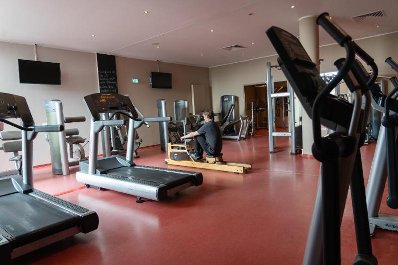 Classic Double Room image 2