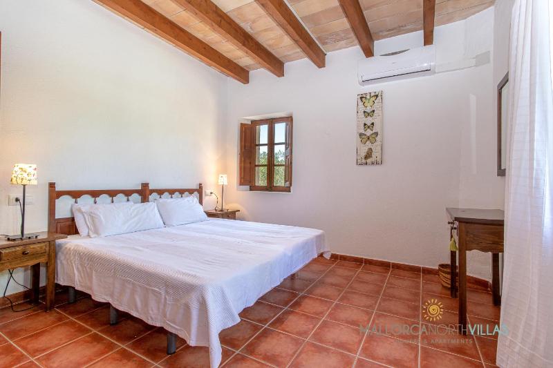 VILLA CAL MERCADER - image 25