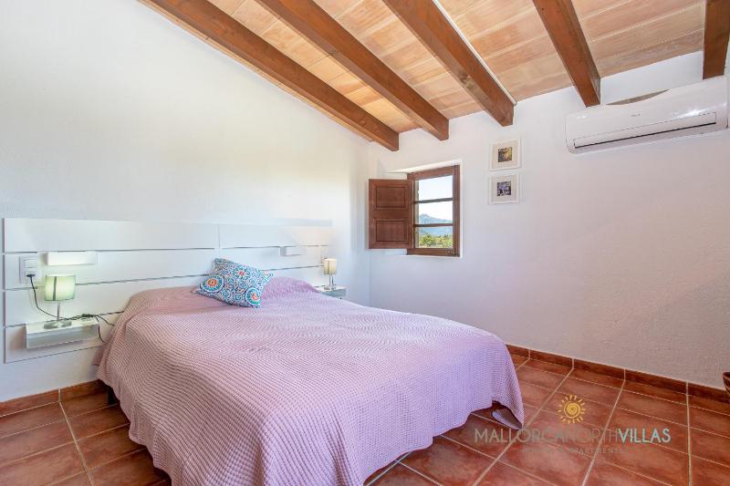 VILLA CAL MERCADER - image 43
