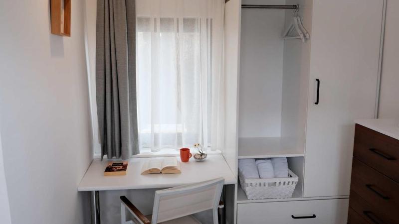 One-Bedroom House image 4