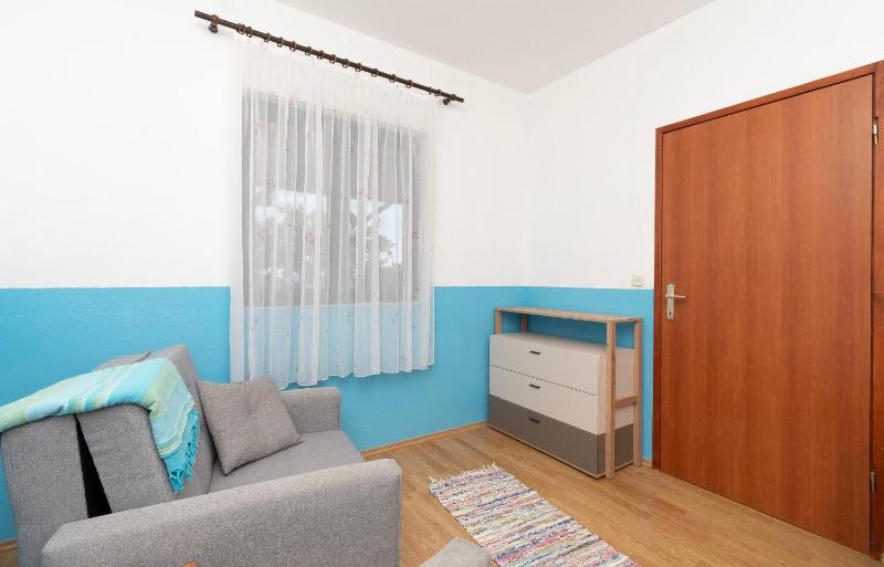 Two-Bedroom Apartment with Sea View image 4