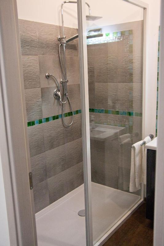 Double or Twin Room image 3
