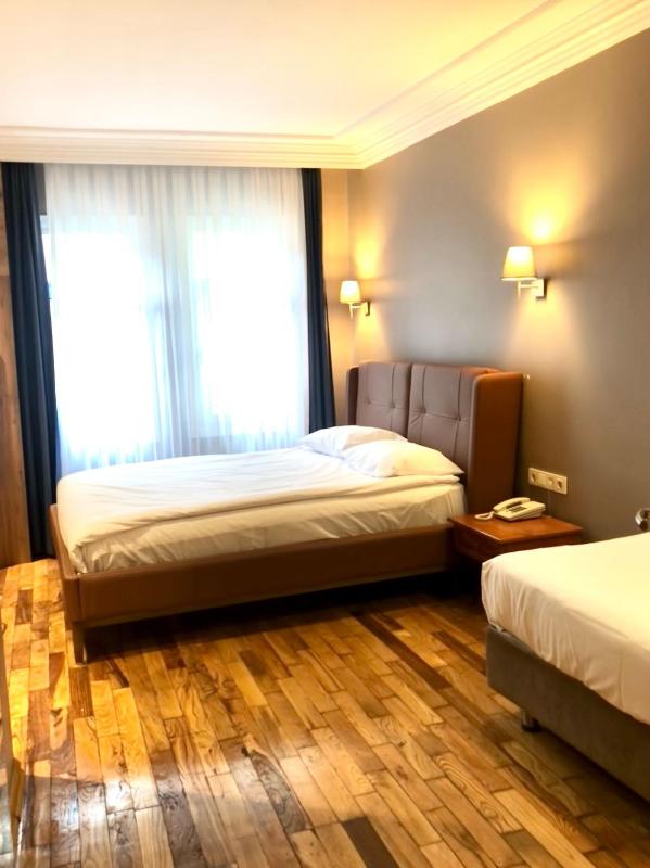 Triple Room image 3
