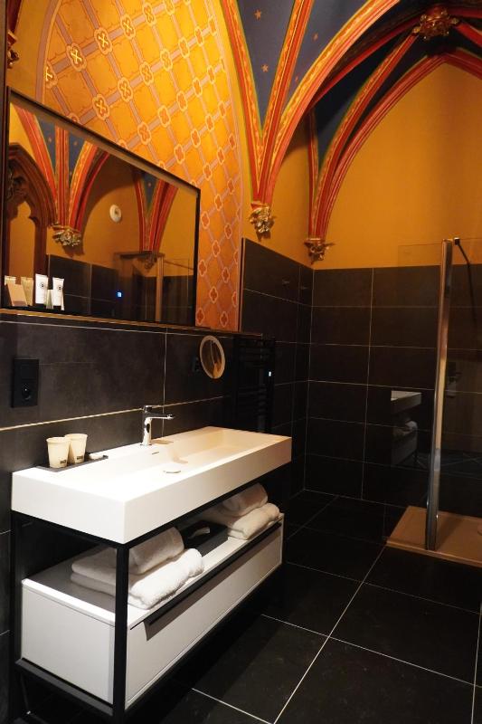 King Suite image 3