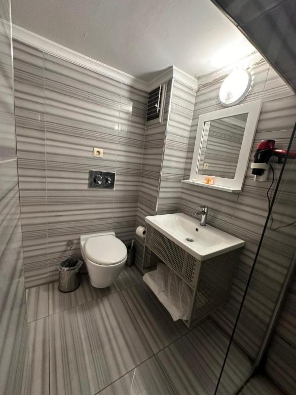 Standard Triple Room image 4