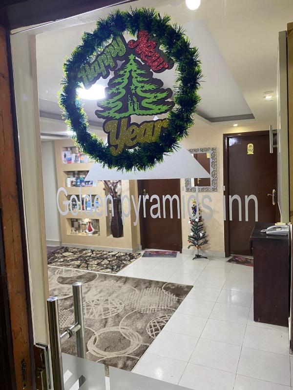 Golden Pyramids Inn - image 8