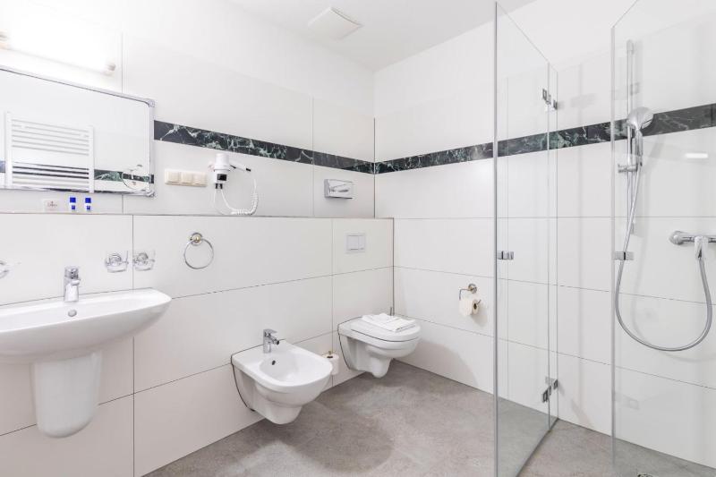 Suite with Balcony image 2