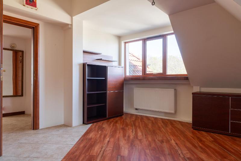 Apartament Loft Victus by Noclegi Renters - image 2