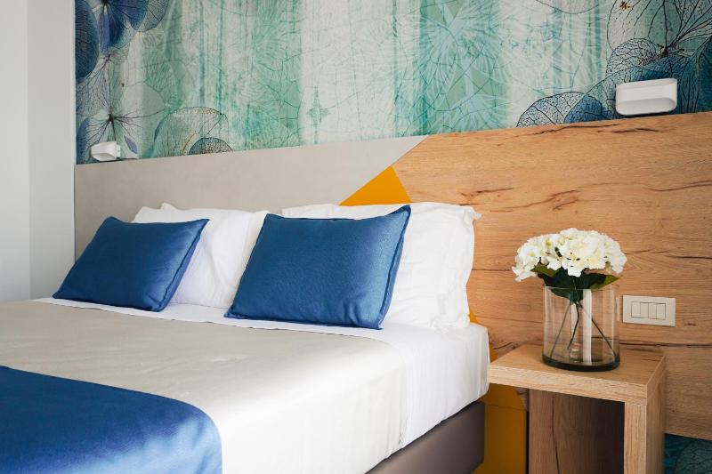 Superior Double Room image 1